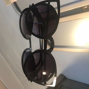 Quay Australia sunglasses